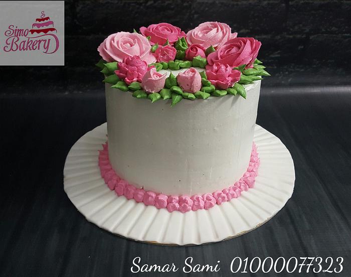 Whipped cream floral cake