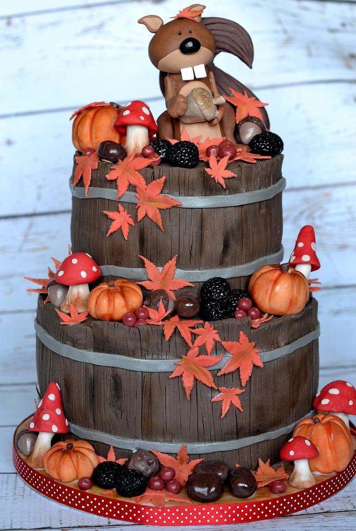 autumnal squirrel  cake