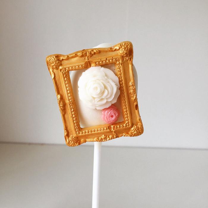 Elegant picture frame cake pops 