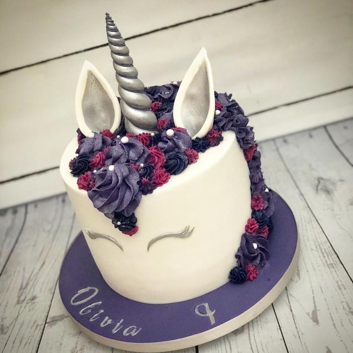 Silver and purple unicorn cake