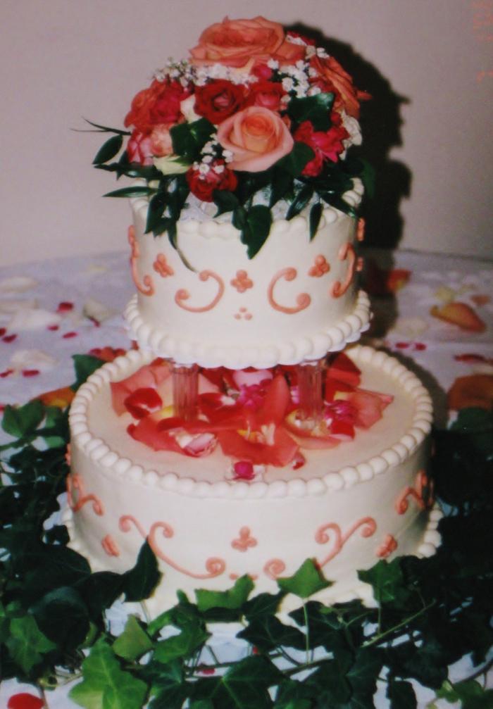 Peach& Coral Buttercream wedding cake