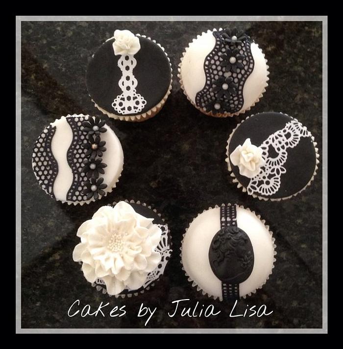 Black & White lace cupcakes