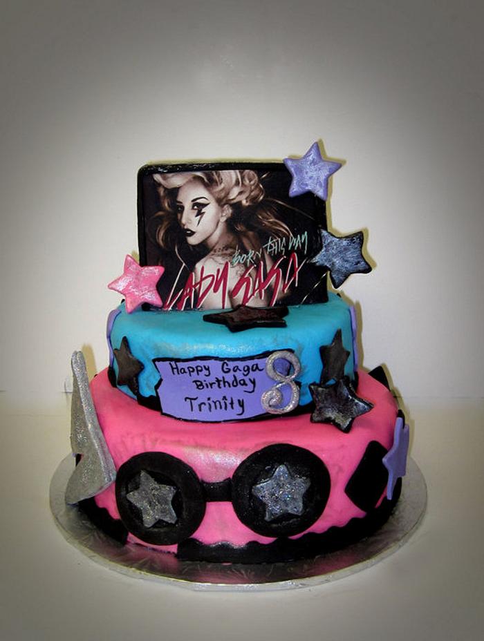 Made this birthday cake for a huge fan. I hope I did it justice! : r/ LadyGaga