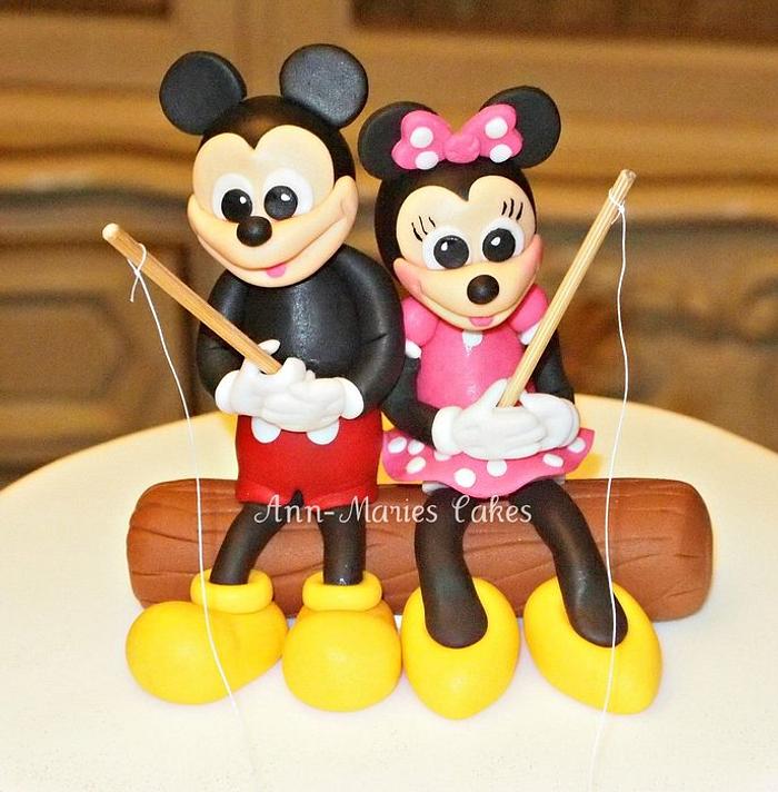 Disney Engagement cake