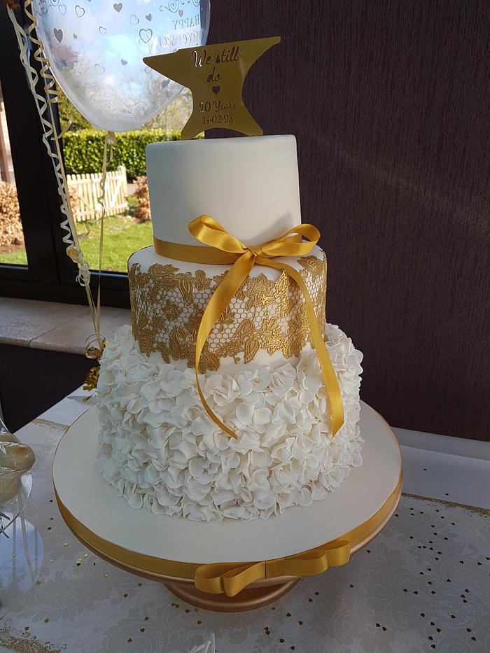 Gold 20th Wedding Anniversary cake
