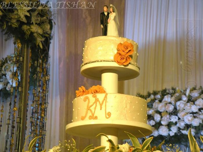 WEDDING CAKE