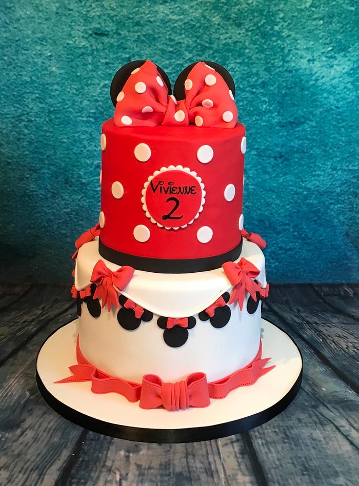 Minnie 2 tier cake 