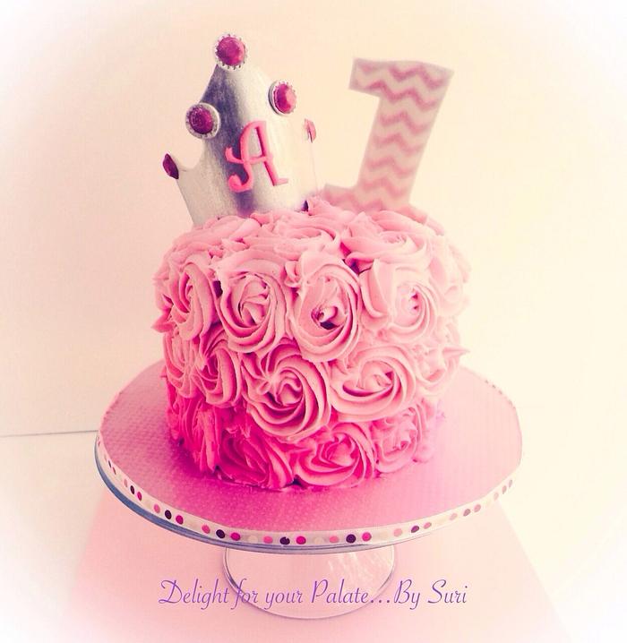 Smash Cake for Princess Avery !!