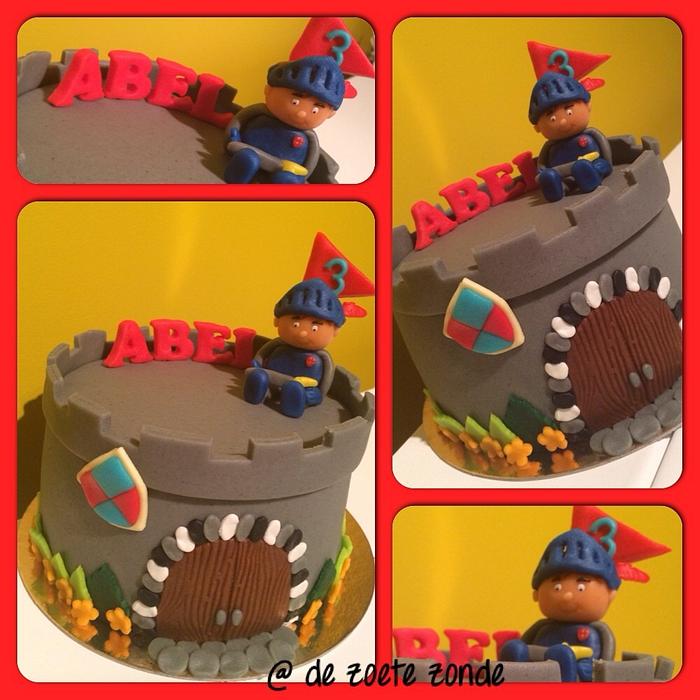 Mike the knight cake