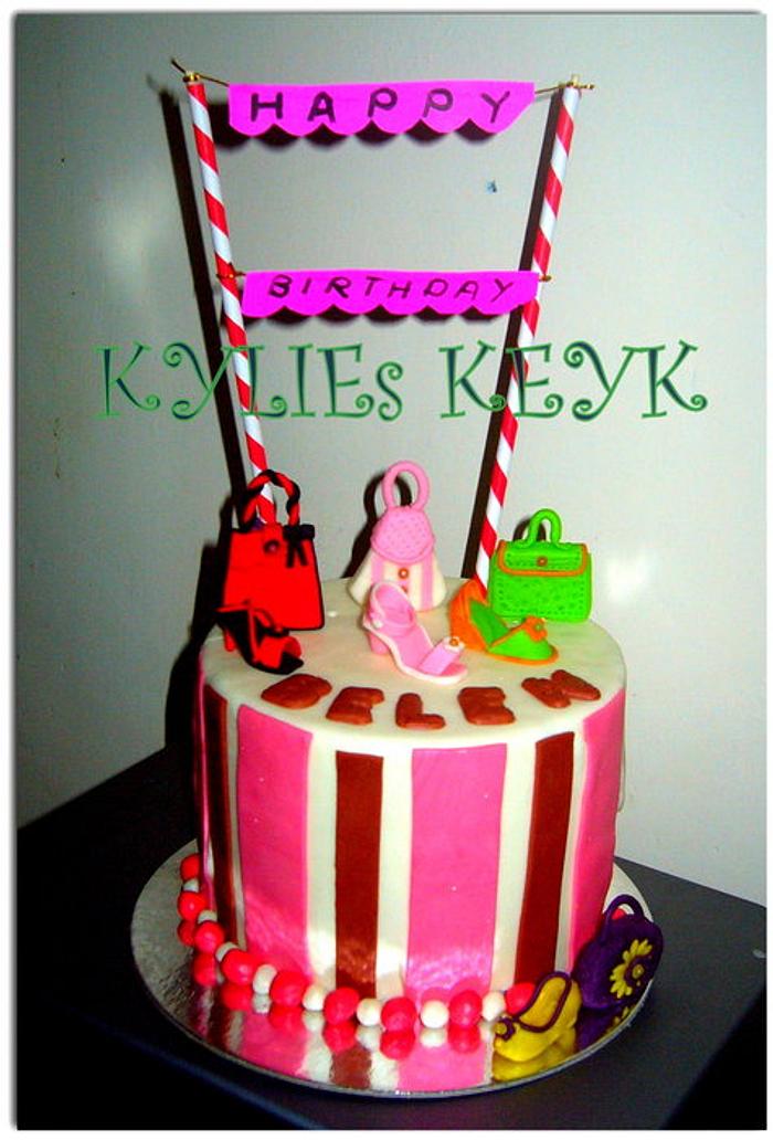 BAGs and Shoes cake