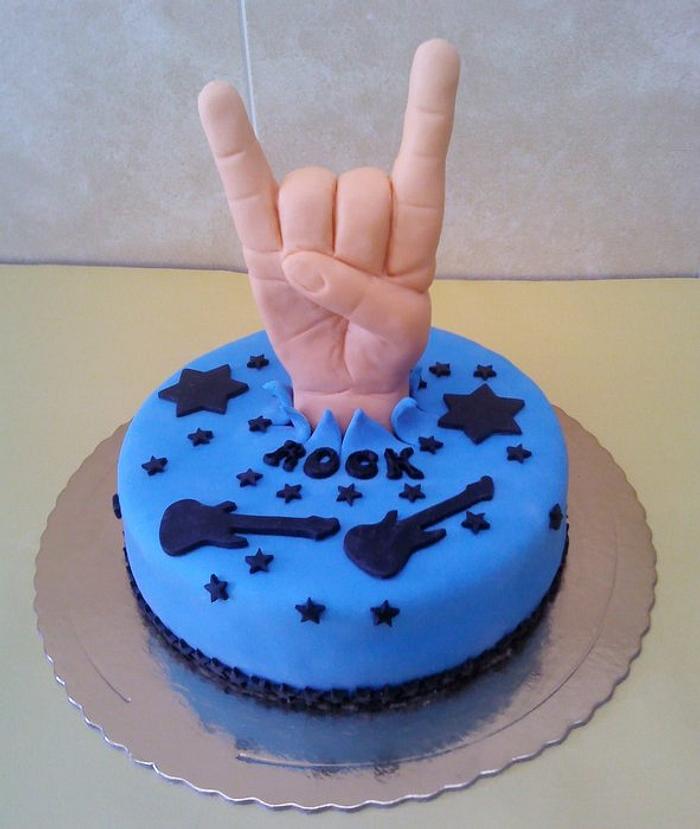 Rock and rool cake