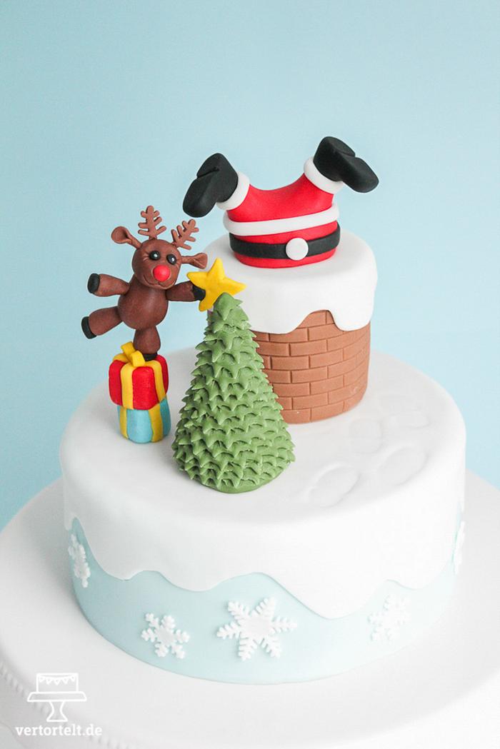 Santa Claus is stuck in chimney - Decorated Cake by Lydia - CakesDecor