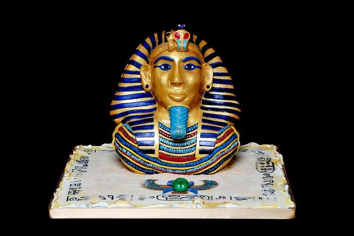 Tutankhamun Mask 3d Carved Cake