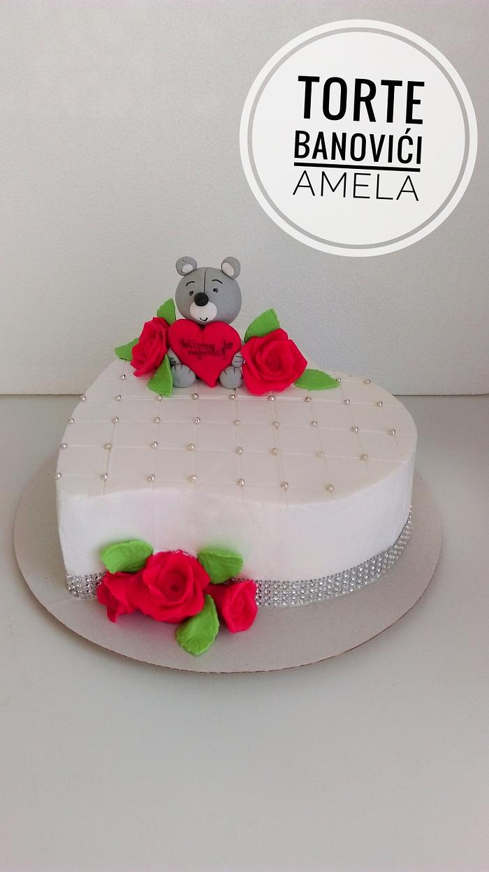 heart shaped teddy roses cake
