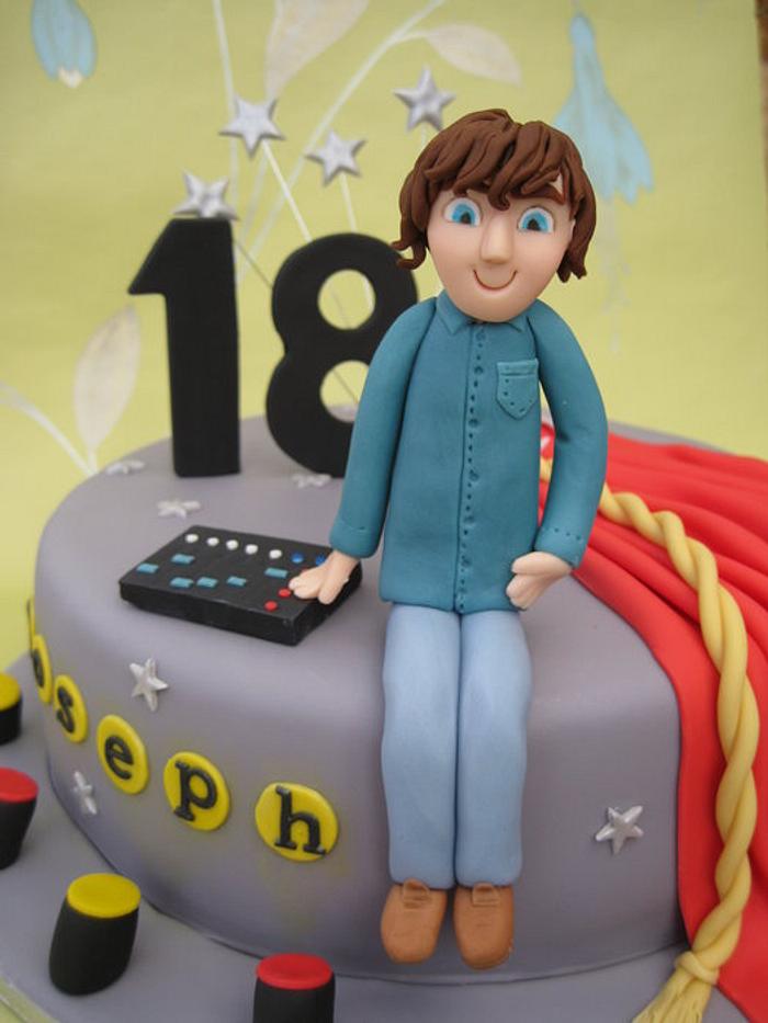 18th Birthday cake - student