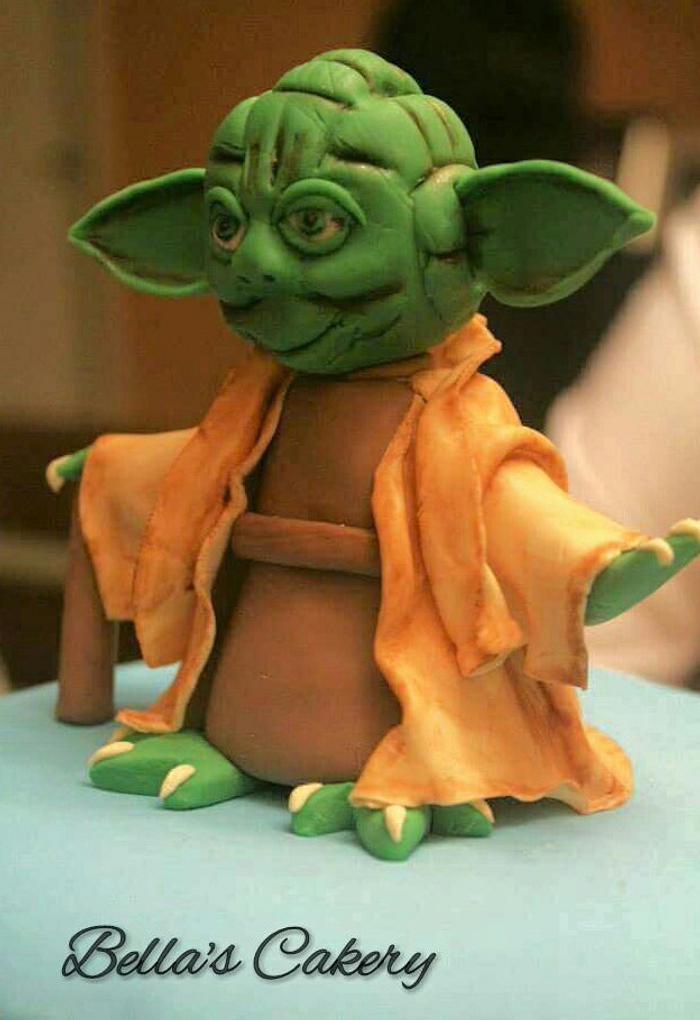 Yoda cake topper 