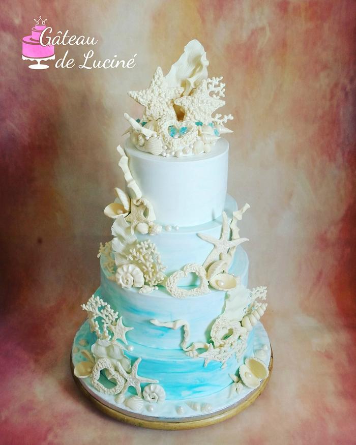 Bora bora wedding cake 