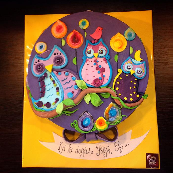 Birthday cake with owls