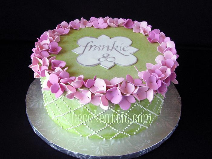 Pink hydrangea cake