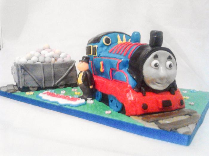 3D Thomas cake with troublesome truck and fat controller