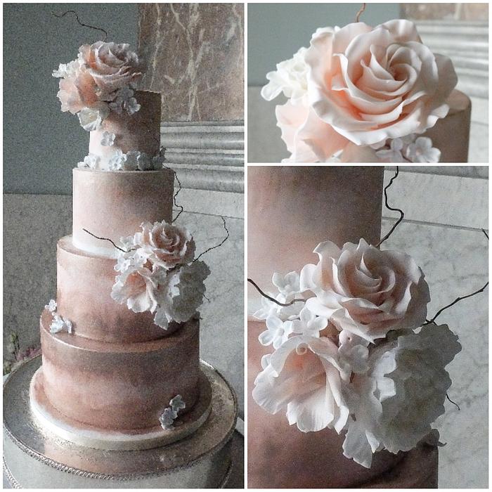 Blush and rose gold wedding cake 