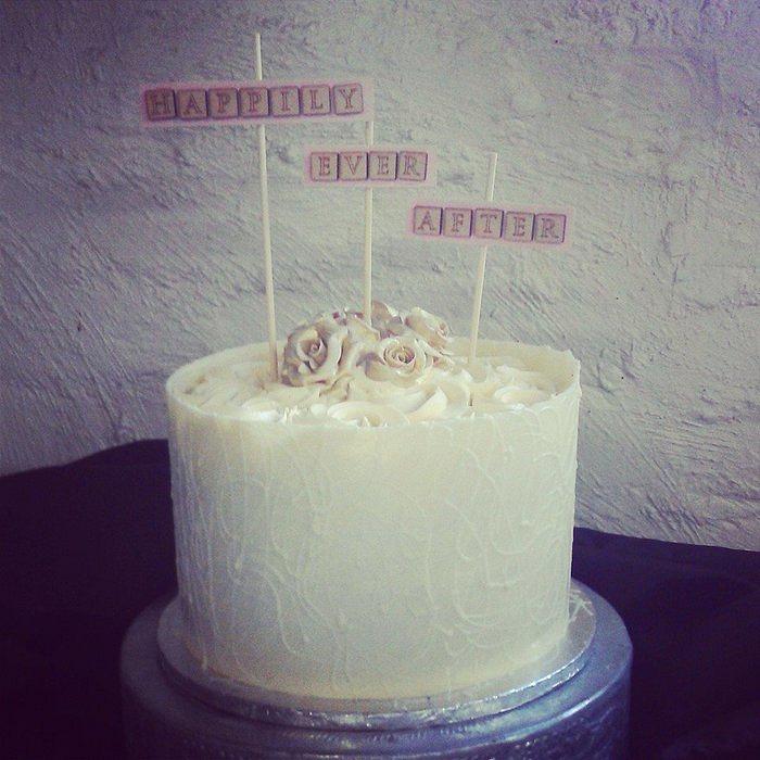 Surprise wedding cake