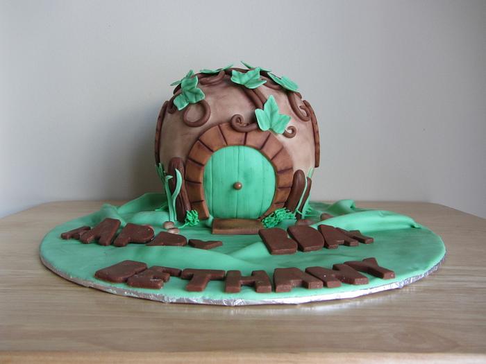 The Hobbit House Cake