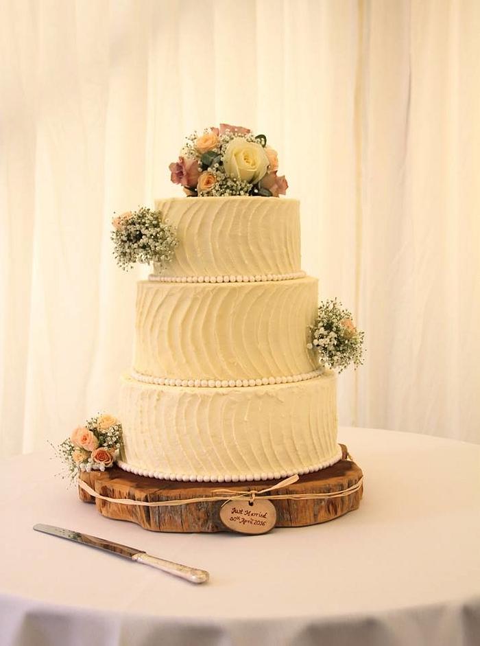 Frosted wedding cake 