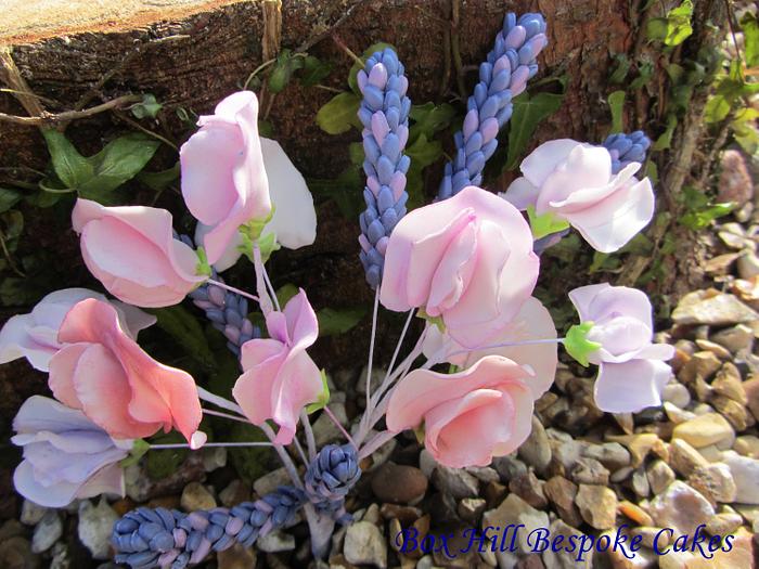 Sweet pea Lavender & Carnations.