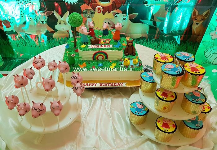 Peppa Pig dessert table