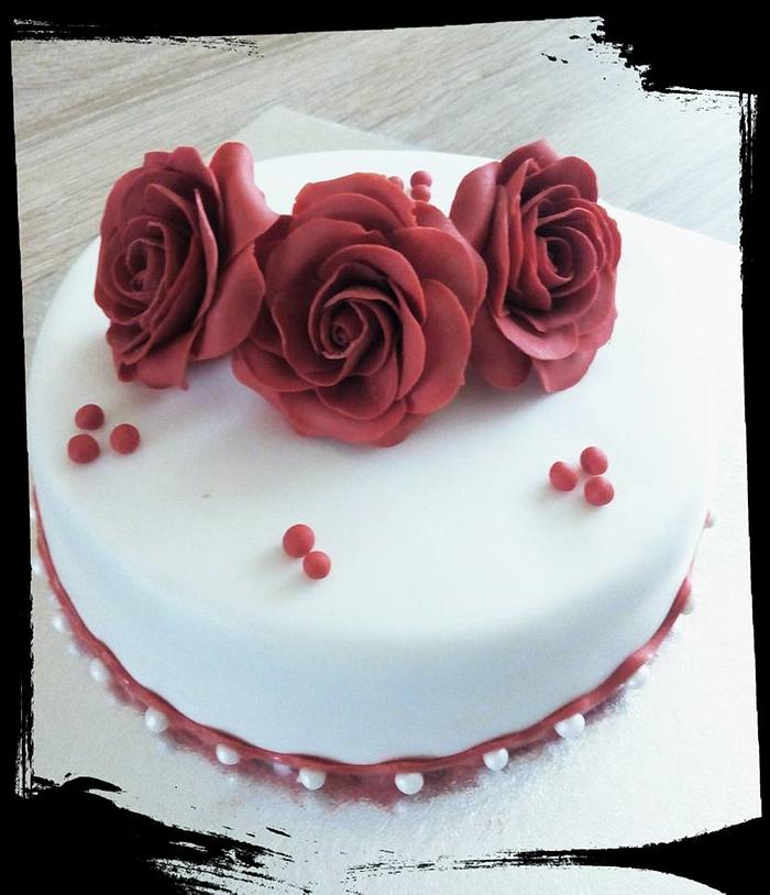 A Simple Rose Cake...