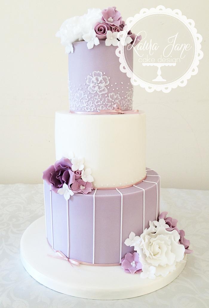 Lilac and ivory wedding cake 