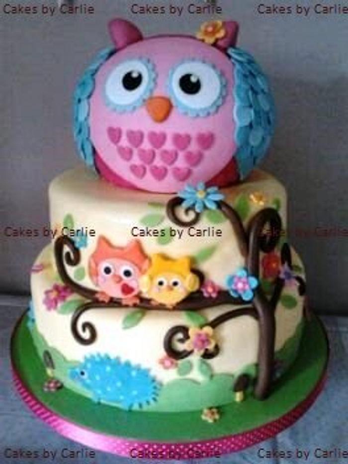 Karas Hooty Owl cake