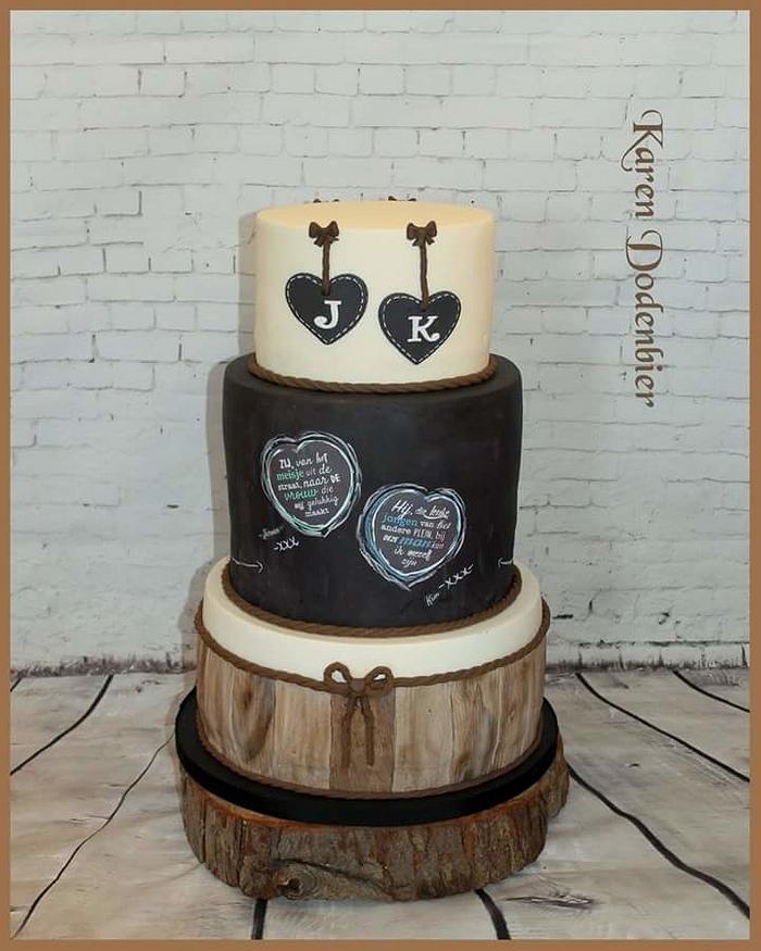 Chalkbord and wood wedding cake