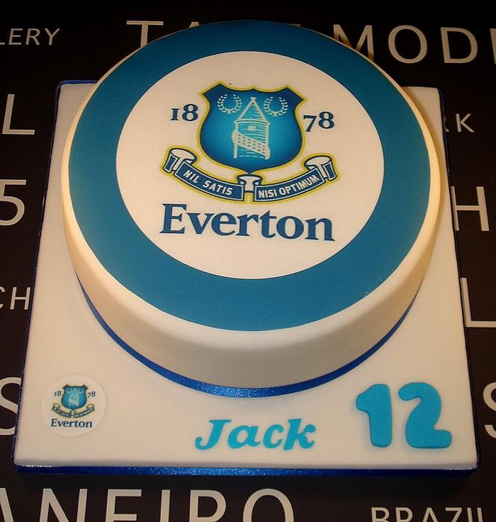 Everton Cake
