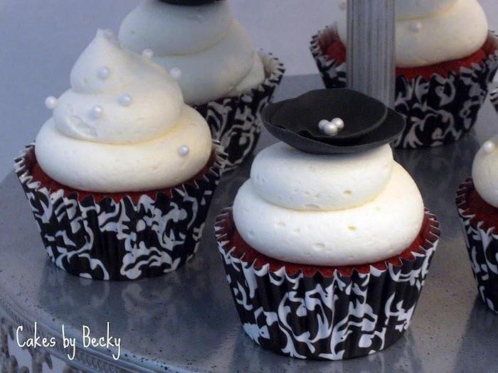 Black & White Bridal Shower Cupcakes