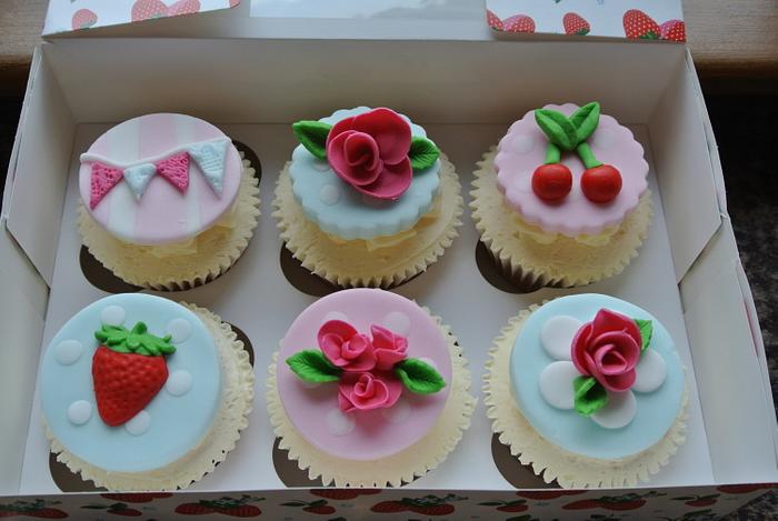 Cath Kidston Inspired Cupcakes