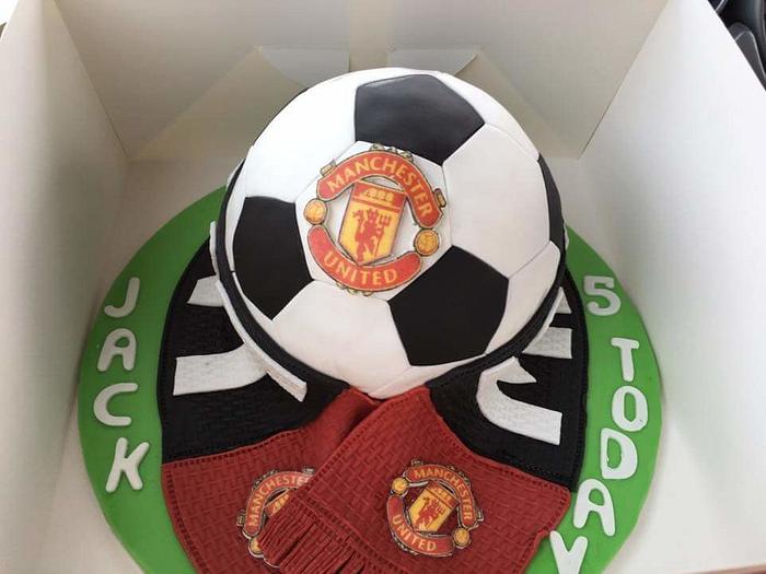Man united football cake