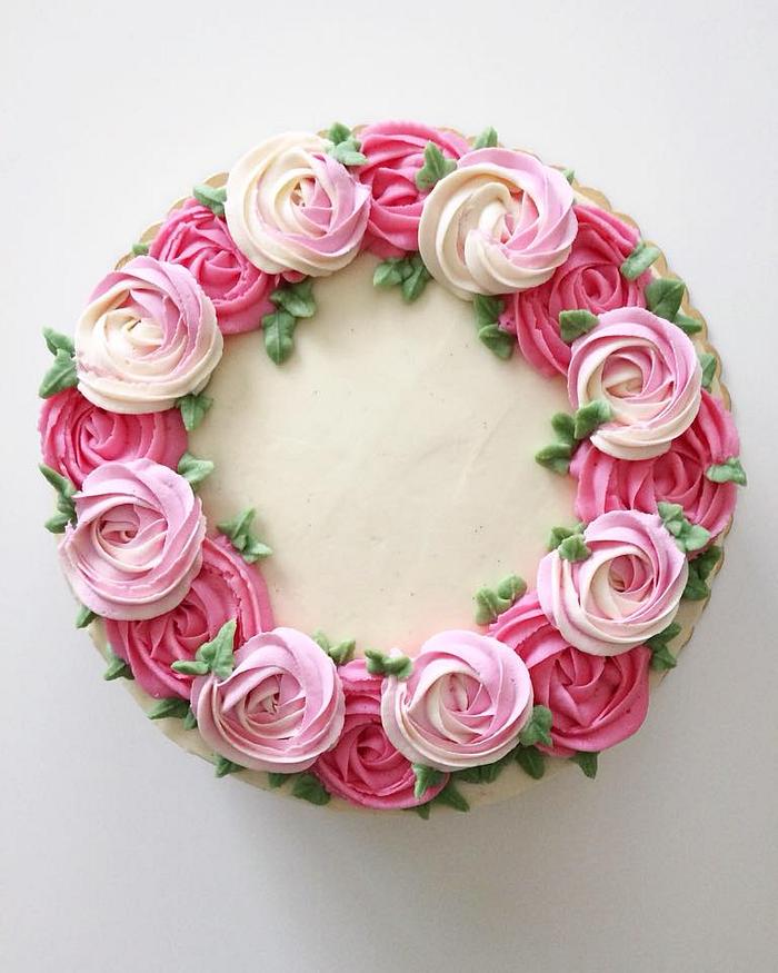 Wedding cake with buttercream flowers