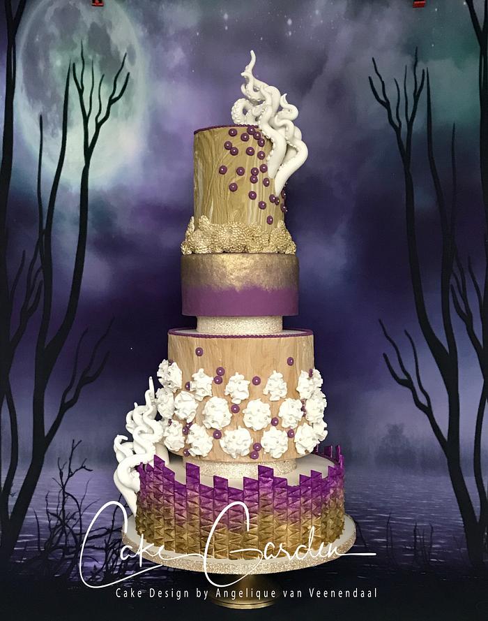 Aqua-chique wedding cake