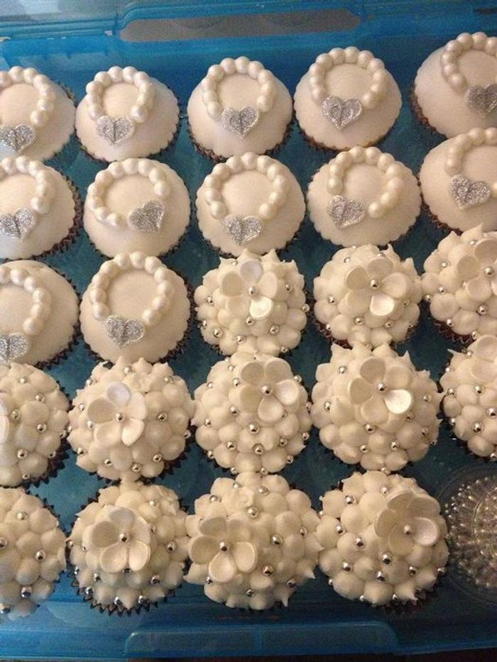 Quinceanera Cupcakes (Sweet 15)