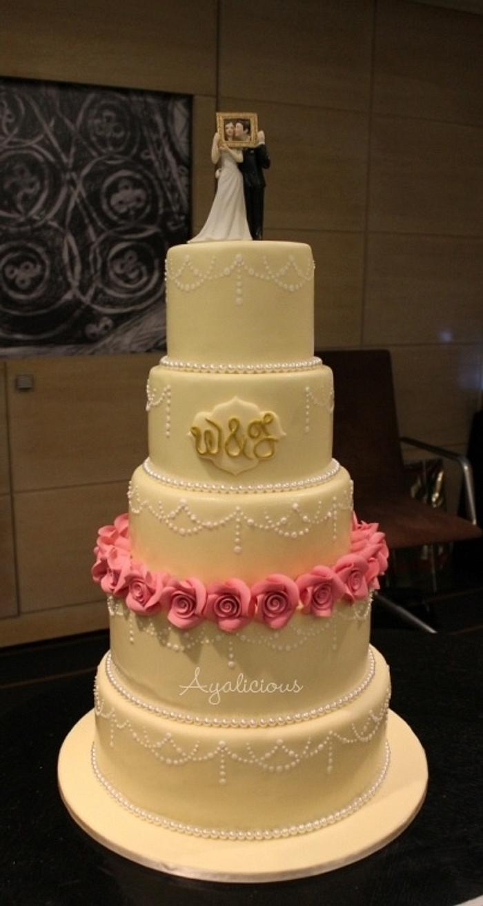 Champagne & Roses Weddingcake