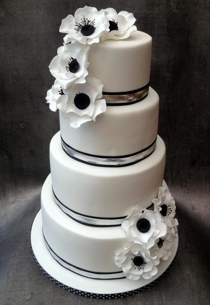 Black & White Anemones Wedding Cake