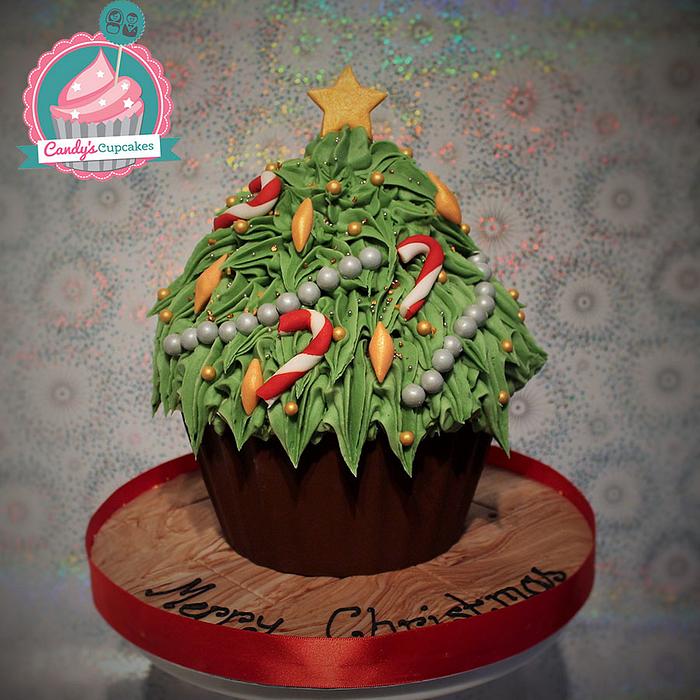 Christmas Tree Giant Cupcake