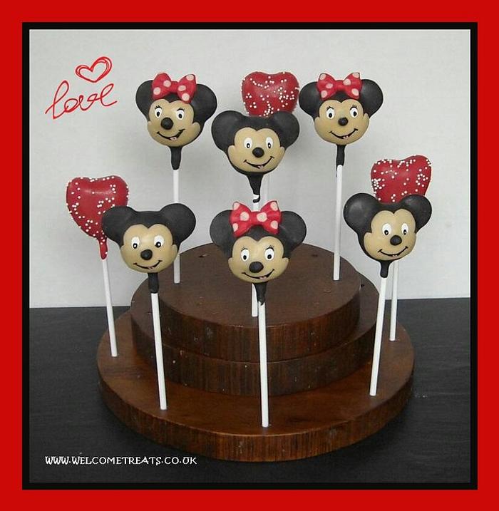 Mickey & Minnie Cakepops