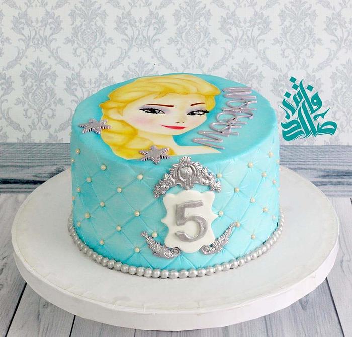 Princess Elsa painted cake