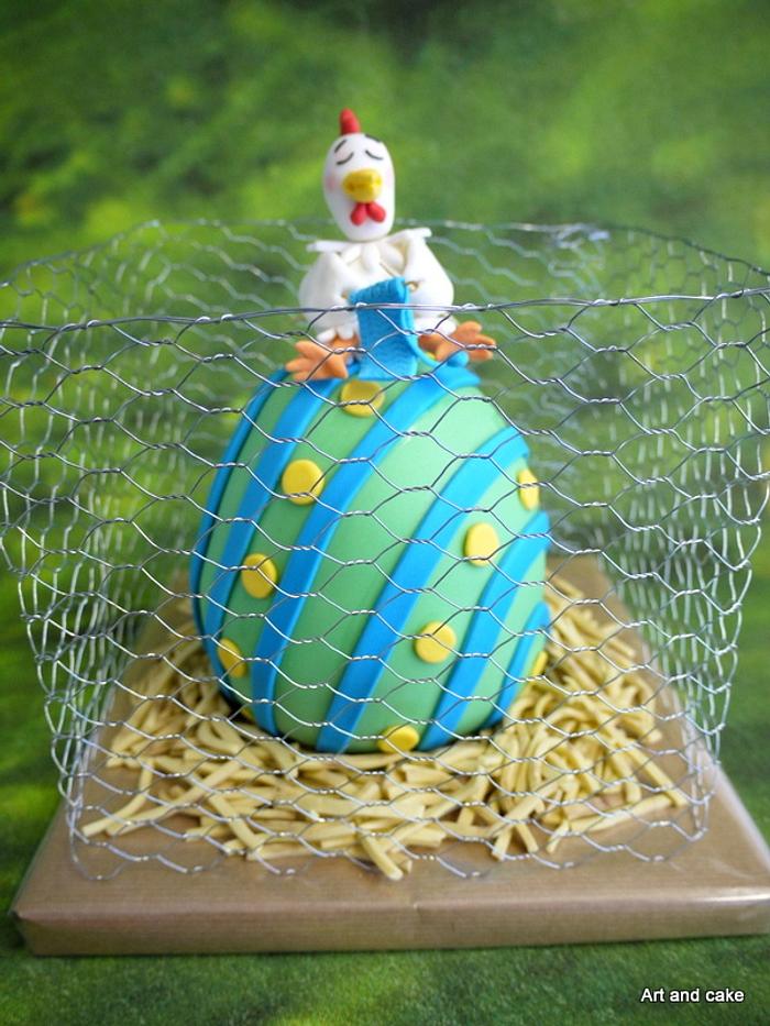 Knitting chicken on Easter egg