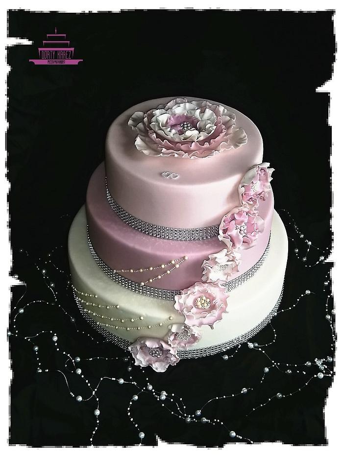 Wedding cake with ruffle flowers