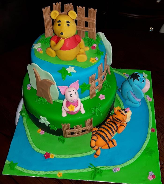 Winnie the Pooh cake.