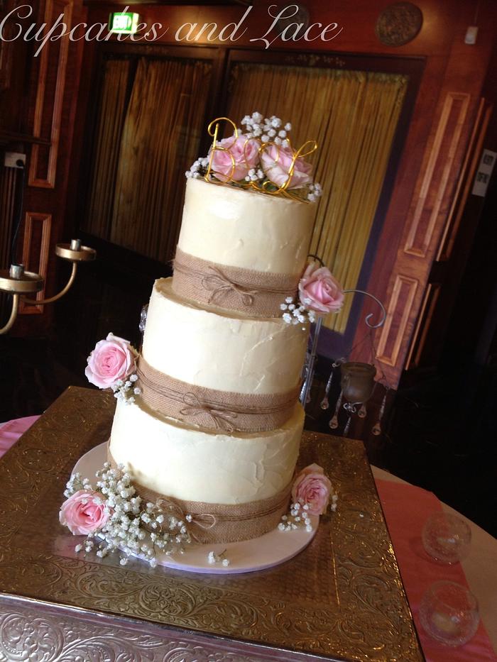 Messy ganache wedding cake